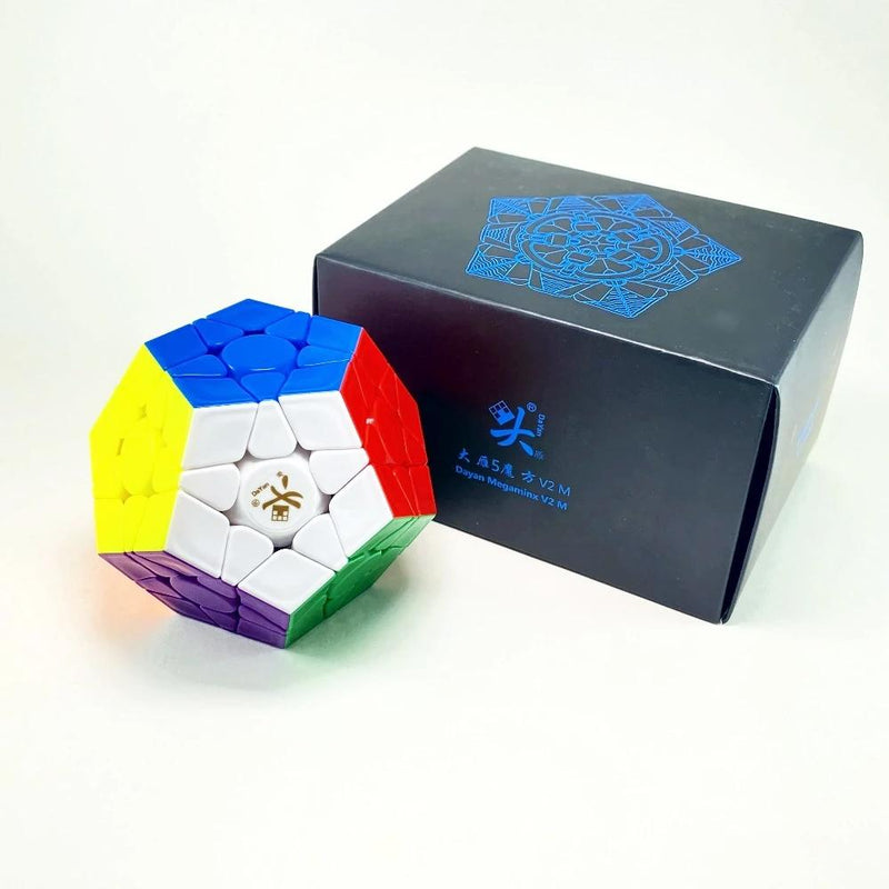 Dayan Megaminx V2M packaging